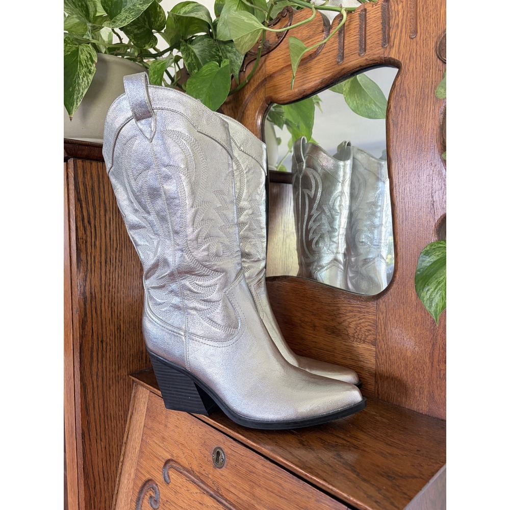 Nine West Womens Silver Metallic Western Cowboy Boots Pointed Toe Size 8